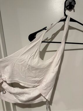 Only White Cropped Tank Top